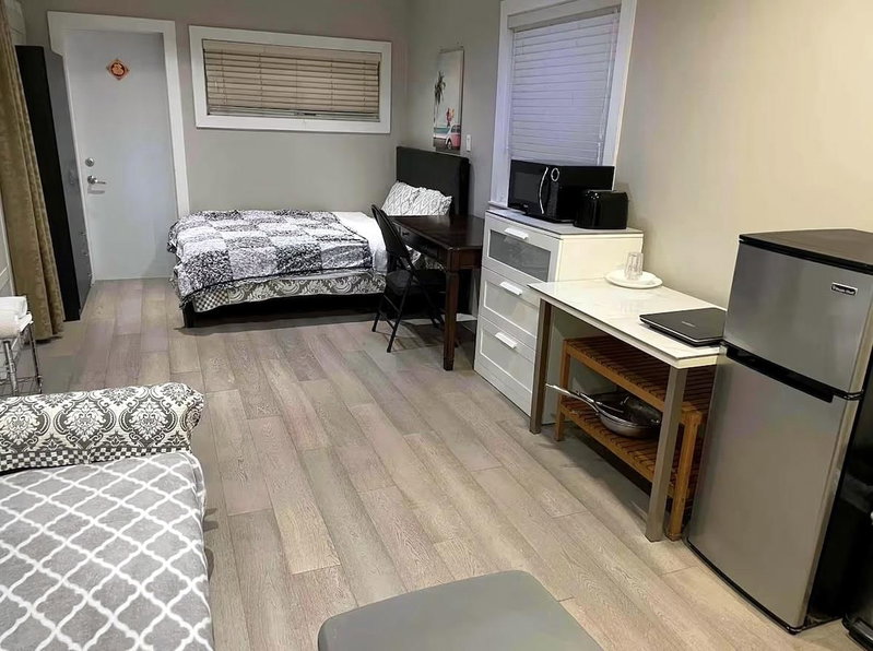 326 W 48Th Ave 48th Avenue W