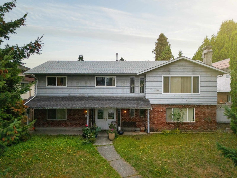 3850 Moscrop Street