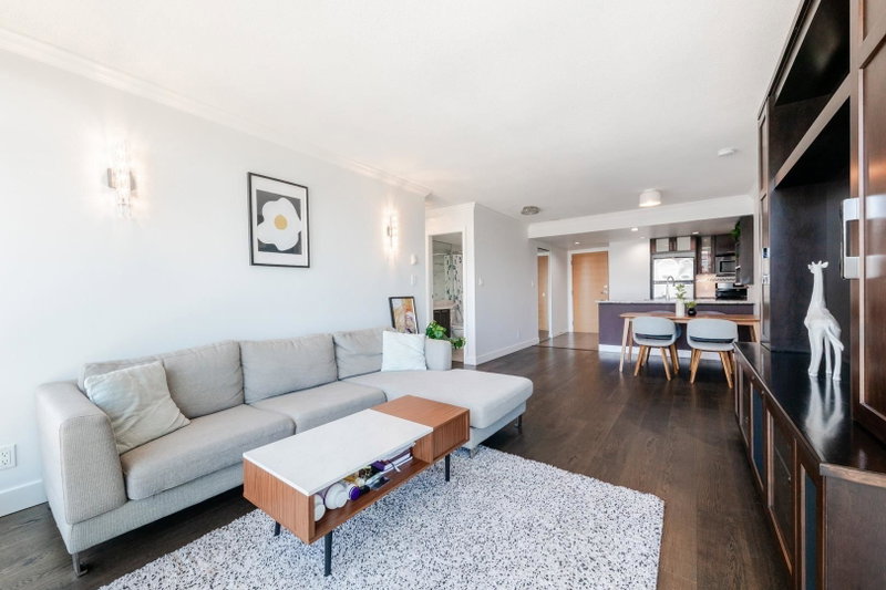 1602 - 7888 Saba Road