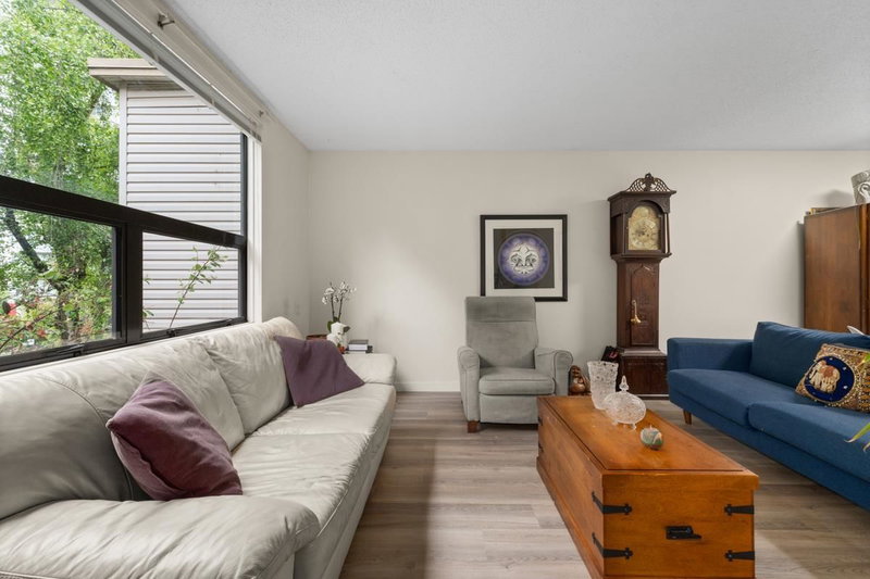 202 - 1080 Broughton Street
