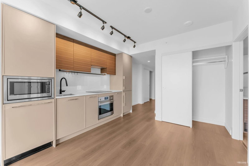 2801 - 13745 George Junction