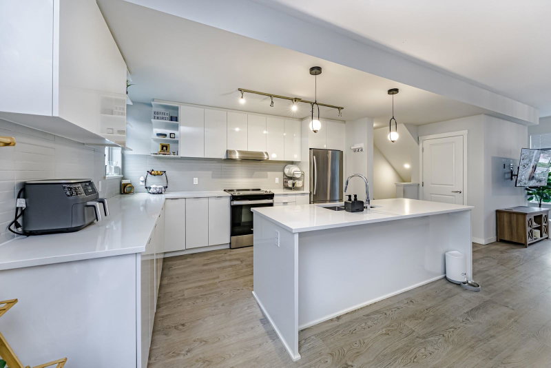 3 - 15151 Edmund Drive
