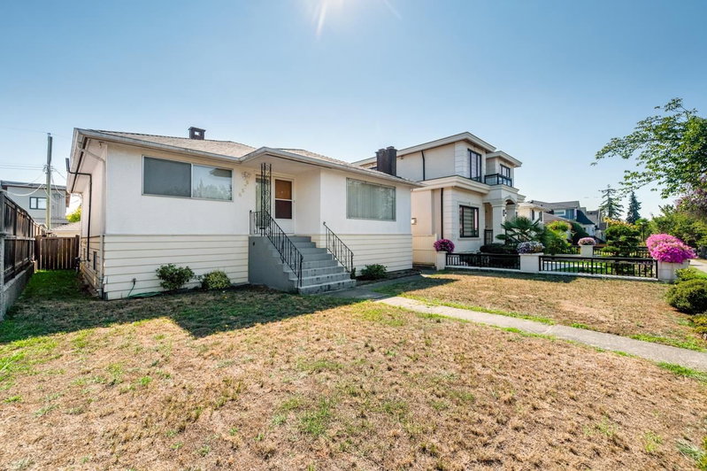 6758 Killarney Street