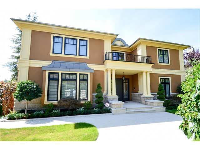 4239 Pine Crescent