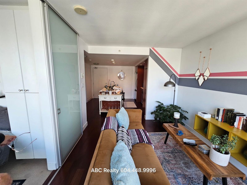 12fl - 1255 Seymour Street