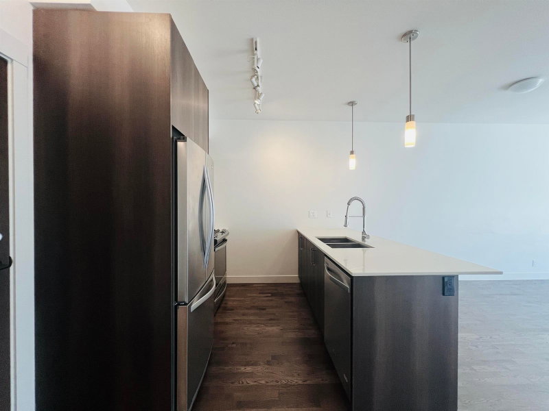416 - 7058 14th Avenue