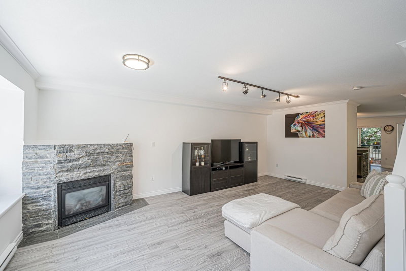 20 - 8155 164th Street