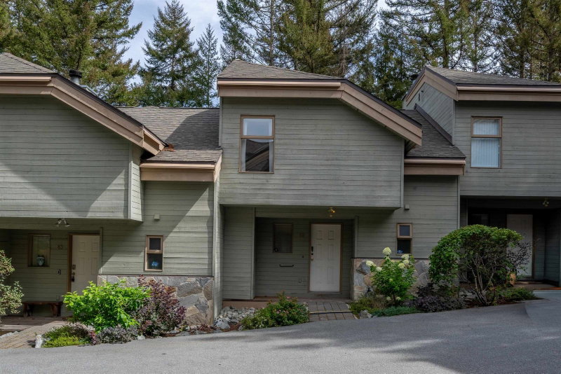 62 - 6127 Eagleridge Crescent