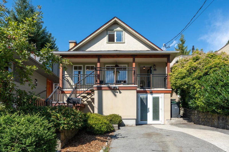 272 Osborne Road E