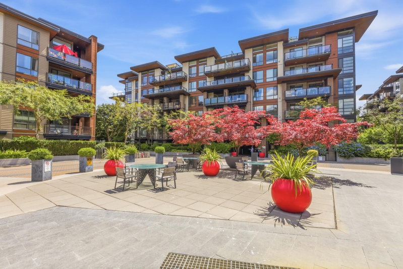 511 - 733 3rd Street W