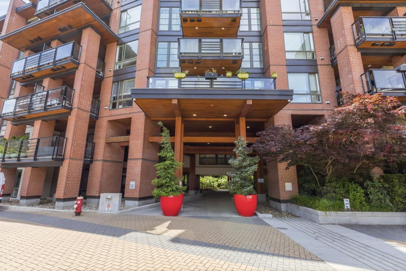 511 - 733 3rd Street W