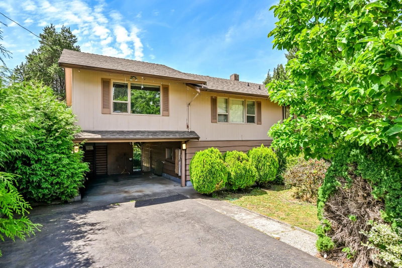 10207 127 Street