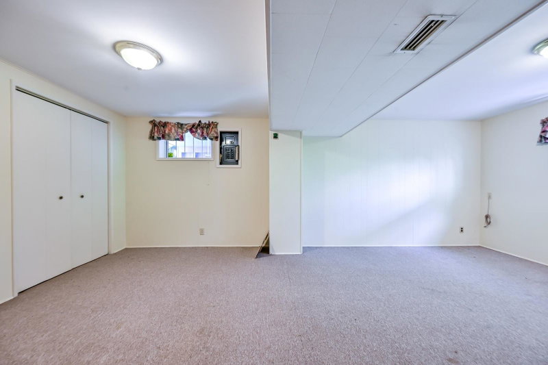 10207 127 Street