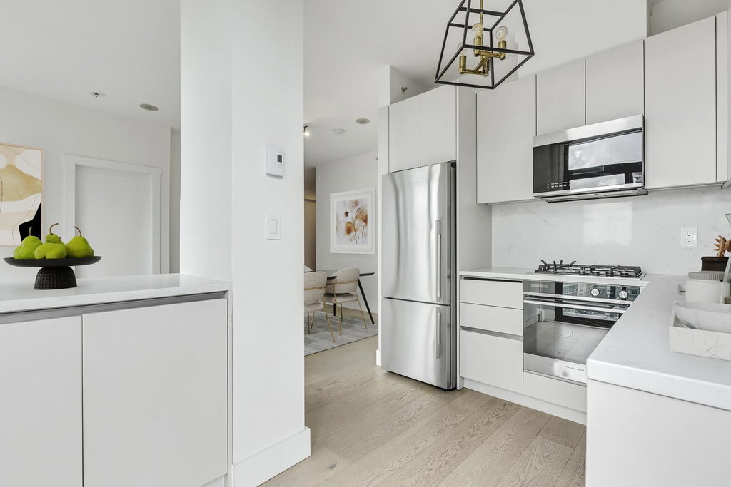 2402 - 1239 Georgia Street W 5