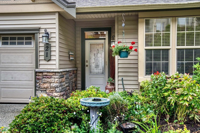 21 - 2842 Whatcom Road
