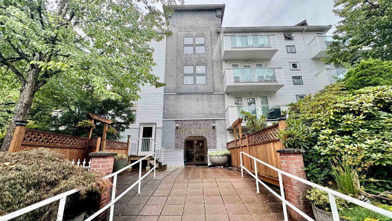 403 - 2983 Cambridge Street