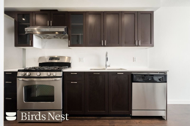 304 - 4818 Eldorado Mews