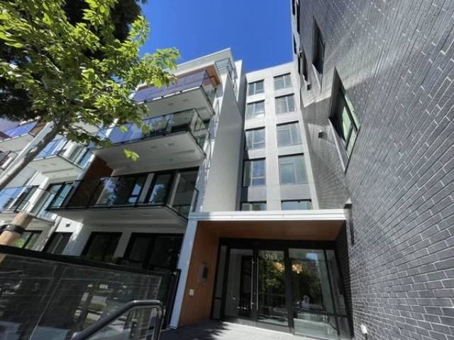 203 - 5168 Cambie Street