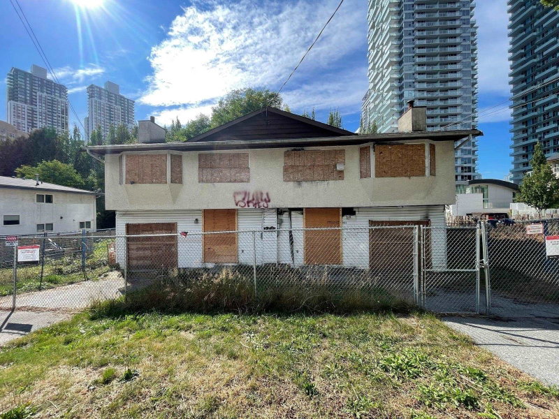 9937 138 Street