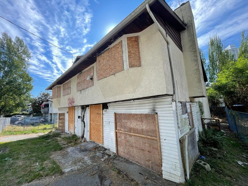9937 138 Street