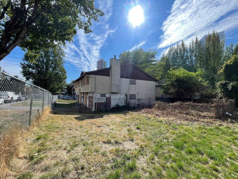 9937 138 Street