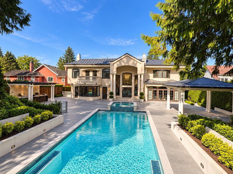 4728 Drummond Drive