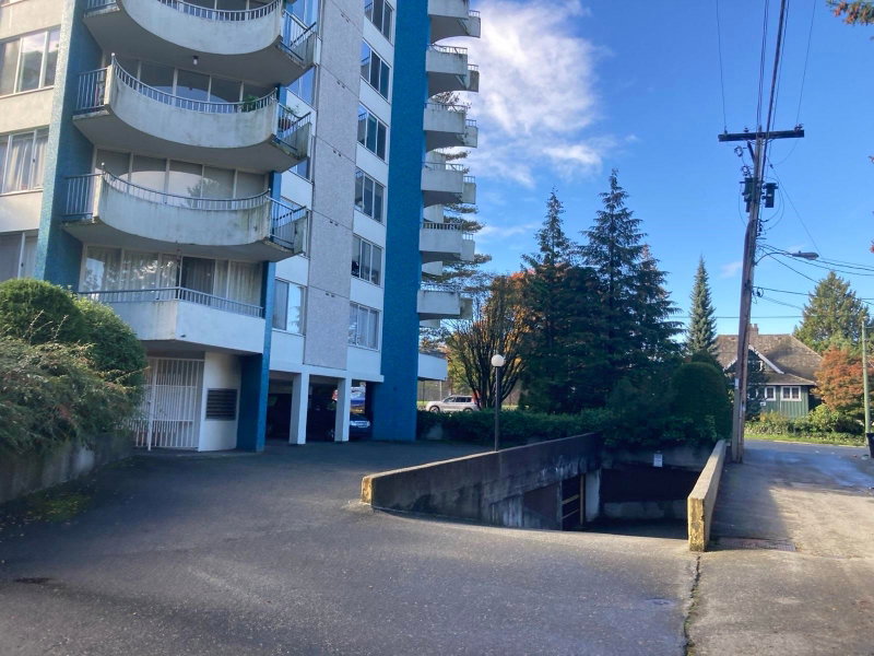 503 - 4691 10th Avenue W
