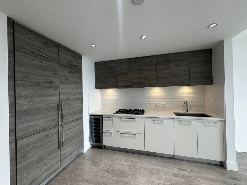 709 - 7388 Kingsway