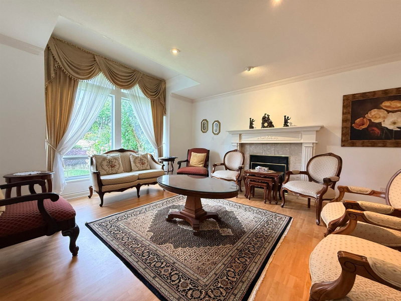 Main House - 335 27th Street W