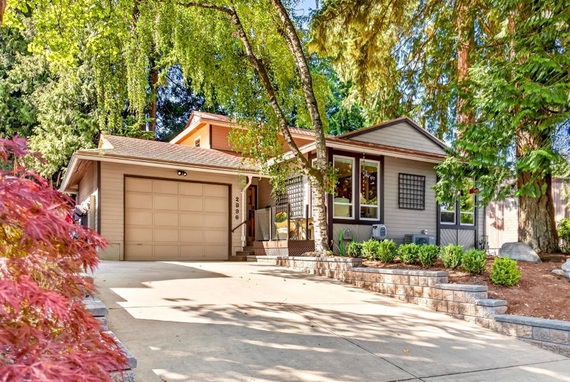 2996 Surf Crescent