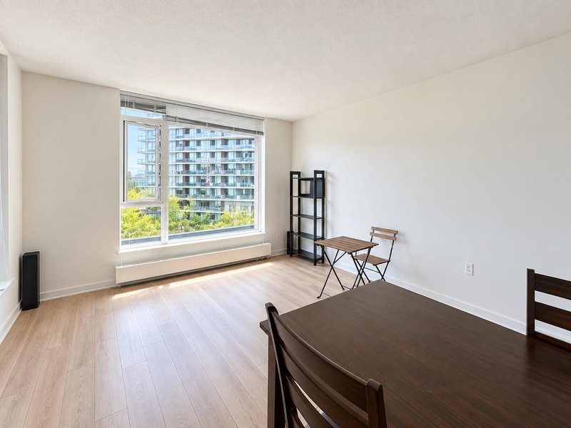614 - 8850 University Crescent