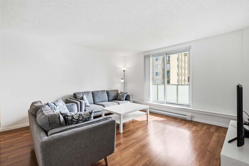 1602 - 9541 Erickson Drive