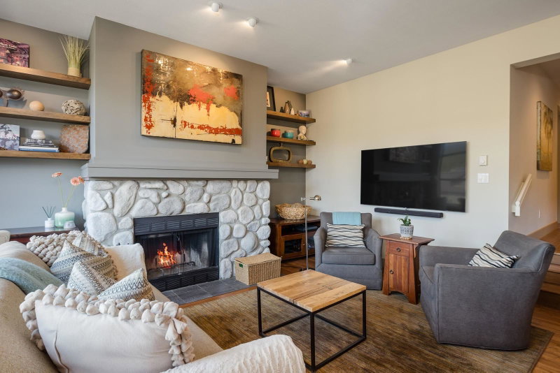 23 - 4644 Blackcomb Way