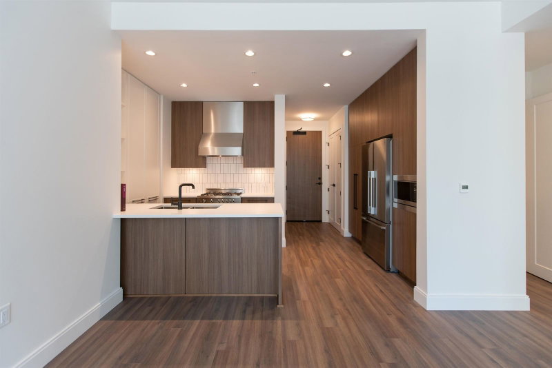 2XX - 6999 Cambie Street