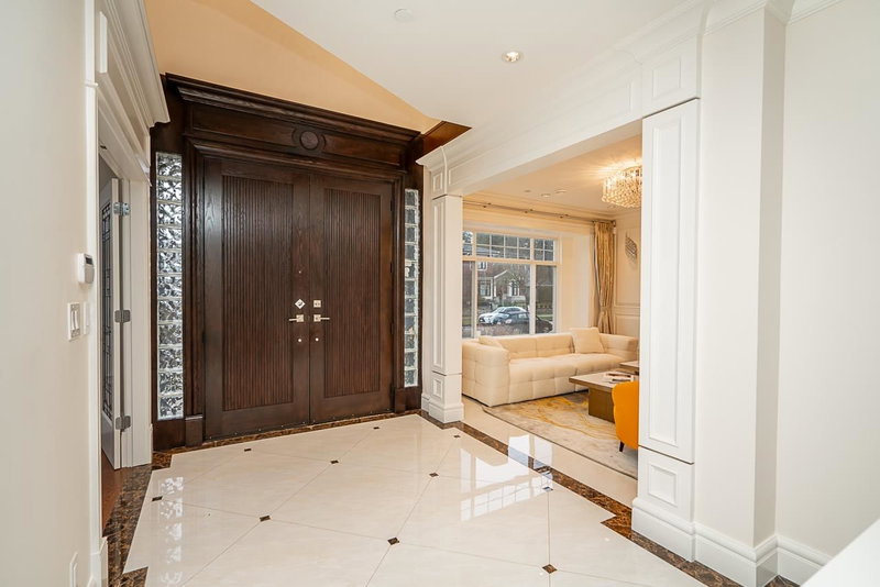 4xxx-1 W 28th Avenue