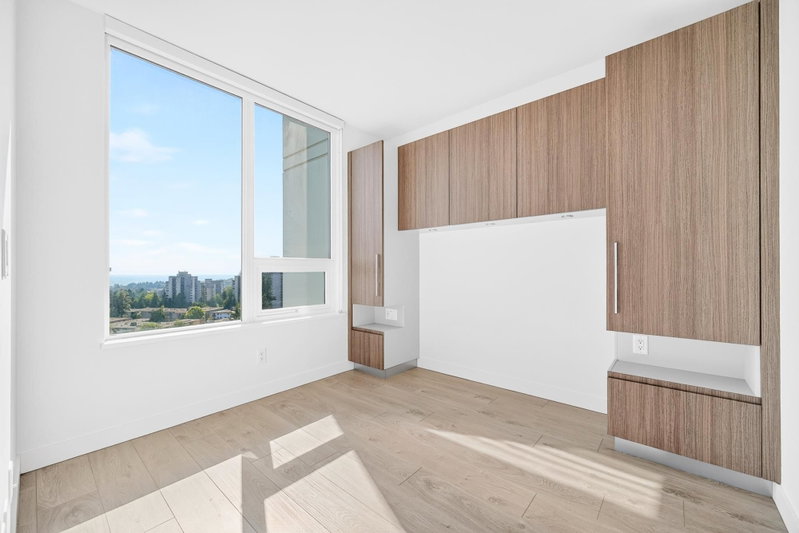 14xx - 6463 Silver Street