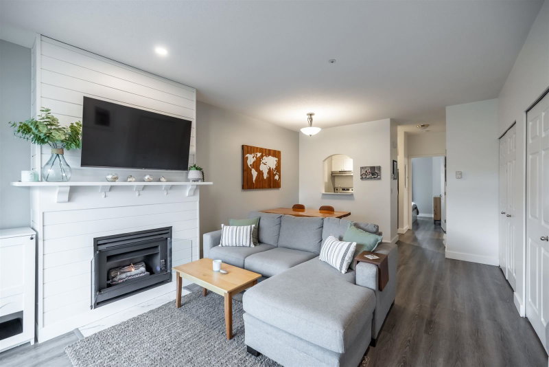58 - 2422 Hawthorne Avenue