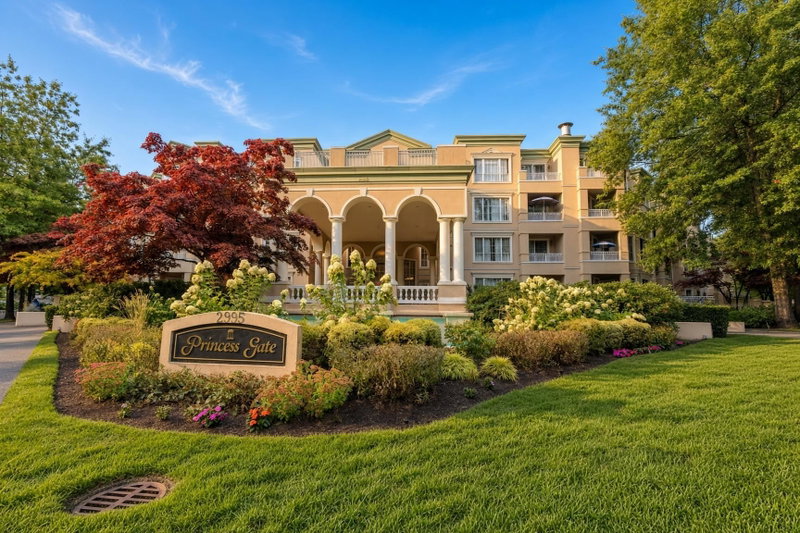 313 - 2995 Princess Crescent