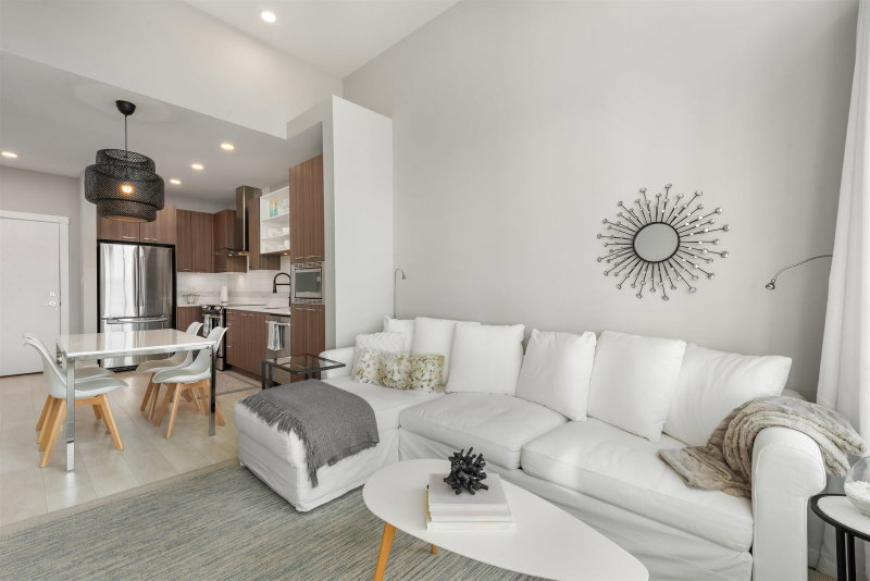 408 - 4690 Hawk Lane
