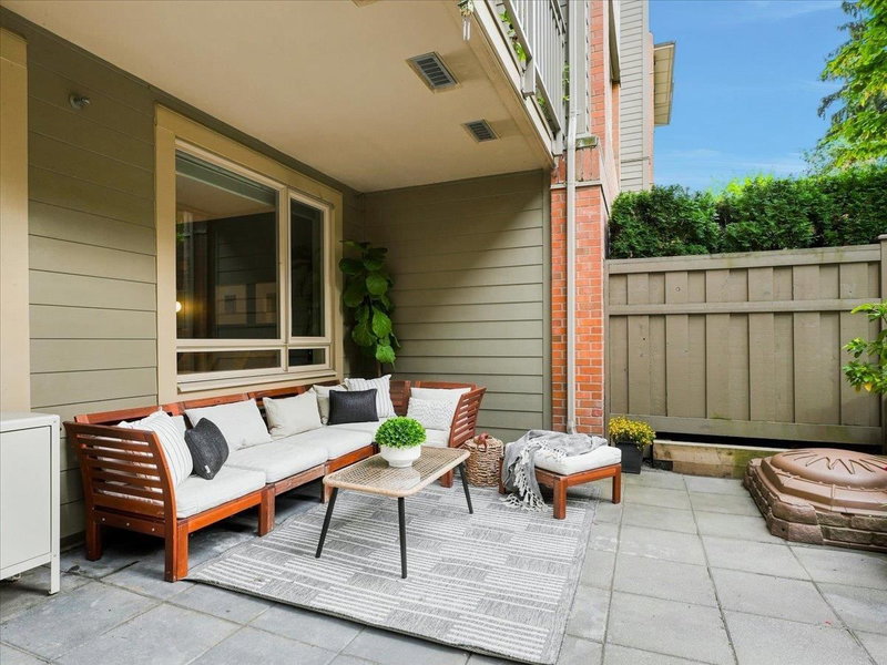 G11 - 139 22nd Street W