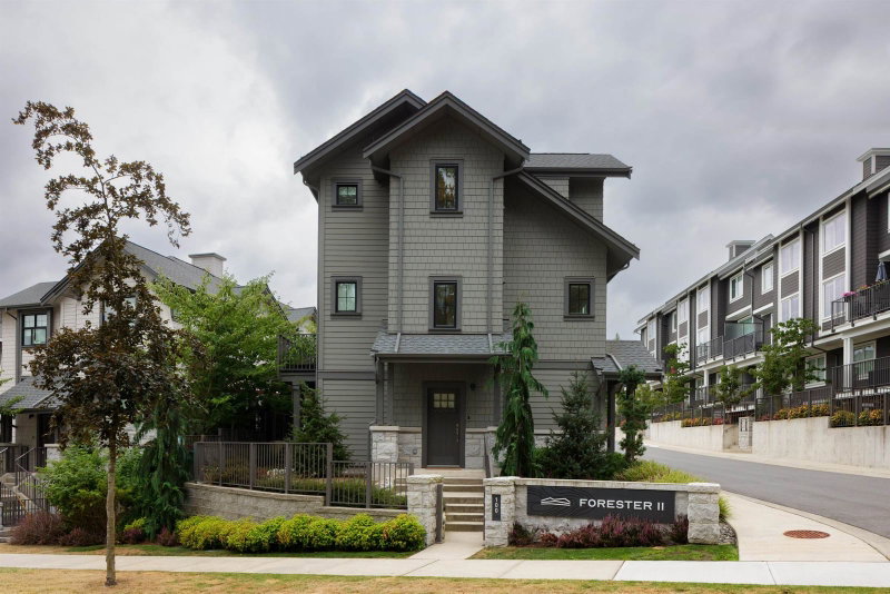 100 - 1310 Mitchell Street