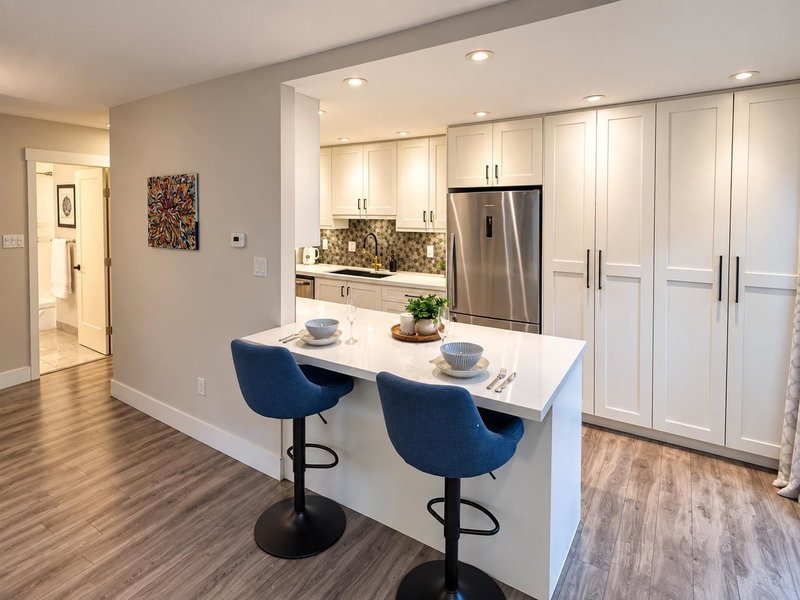 317 - 1345 15th Avenue W