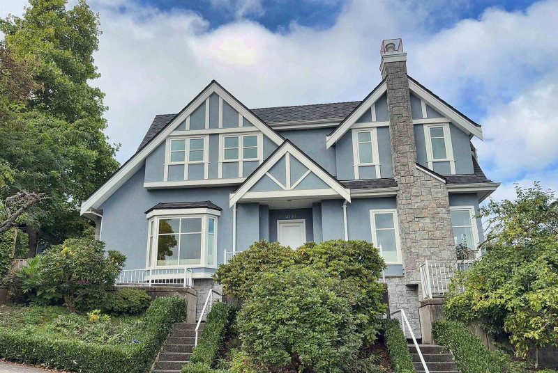 3131 Collingwood Street