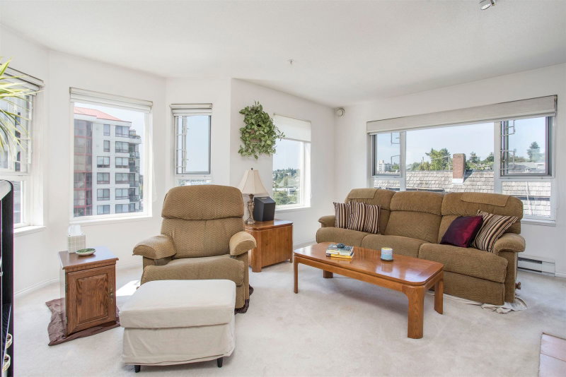 606 - 221 Eleventh Street