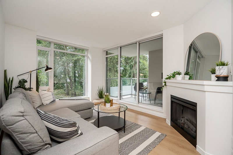 201 - 2133 Douglas Road