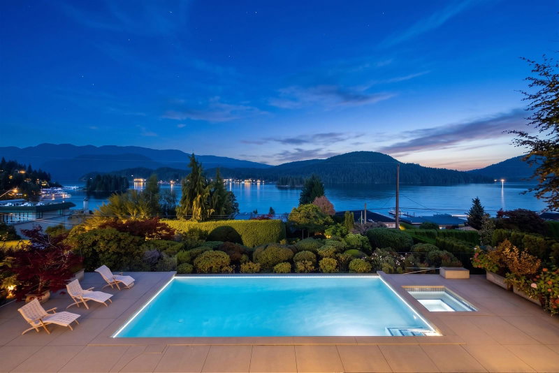 791 Beachview Drive