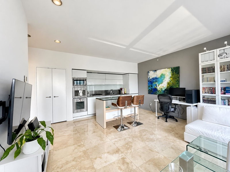 2704 - 838 Hastings Street W