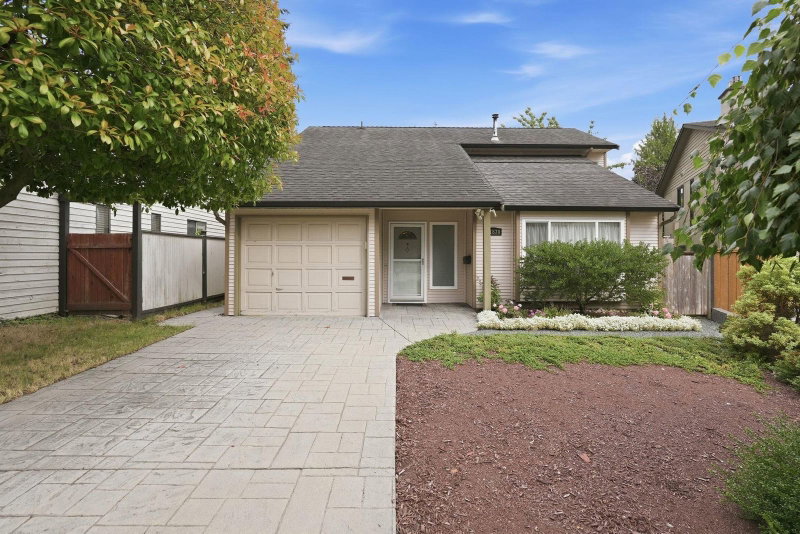 11870 Staples Crescent