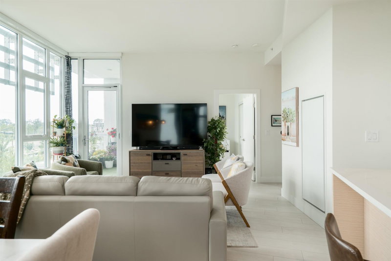 309 - 3438 Sawmill Crescent