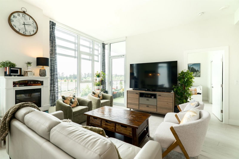 309 - 3438 Sawmill Crescent